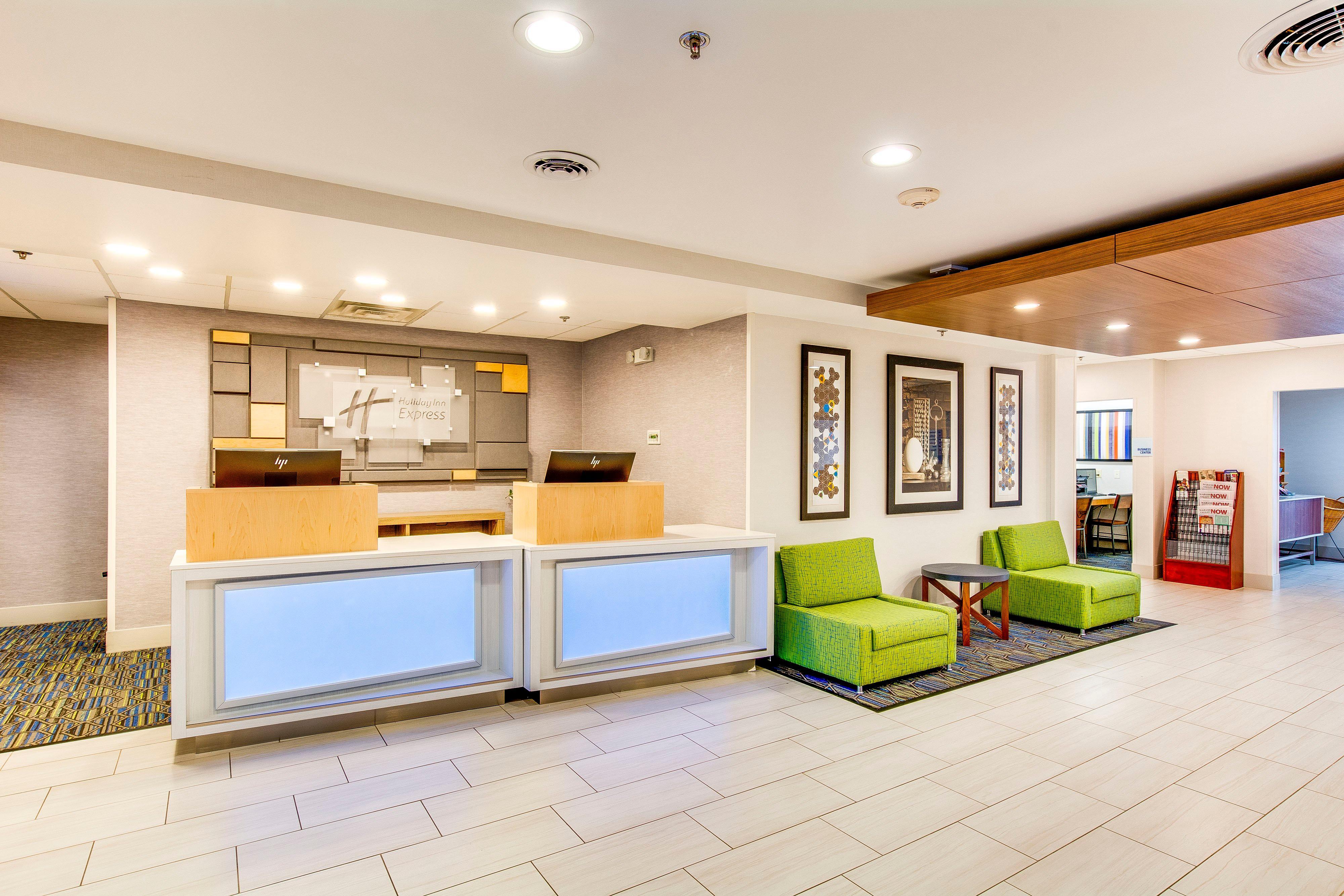 Holiday Inn Express Vincennes Extérieur photo