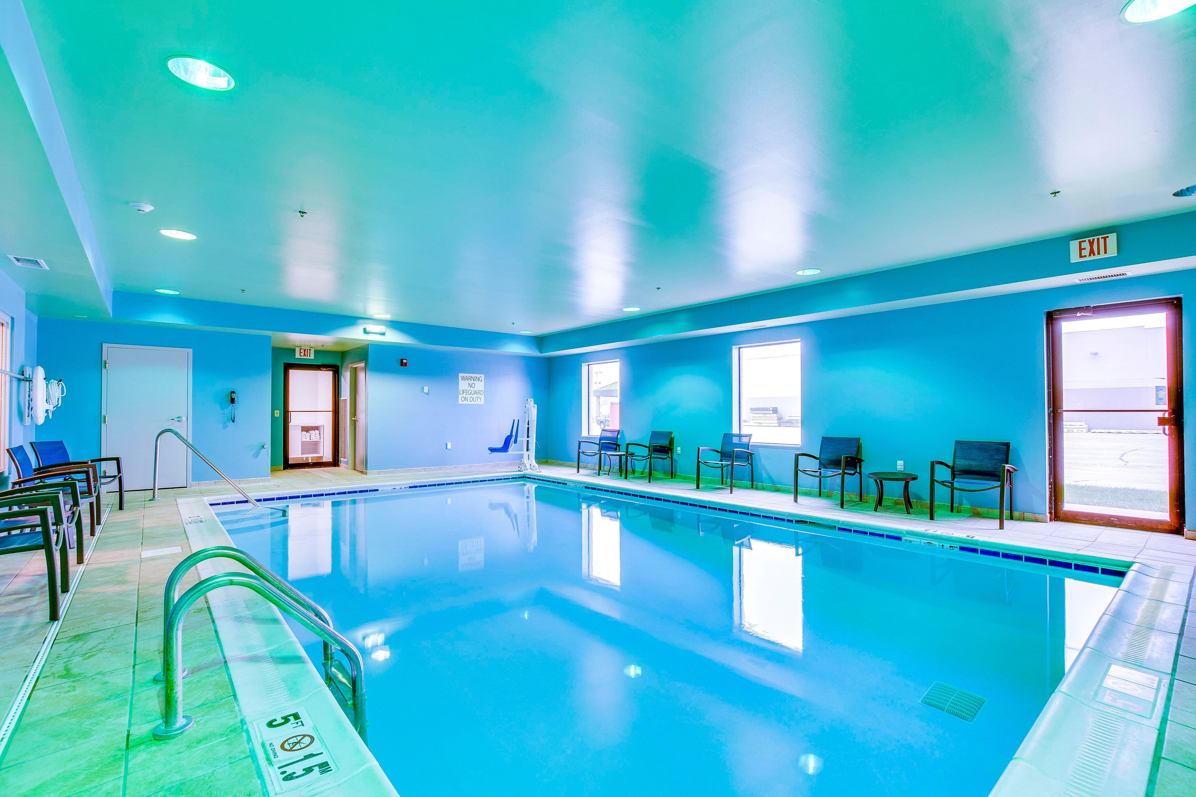 Holiday Inn Express Vincennes Extérieur photo