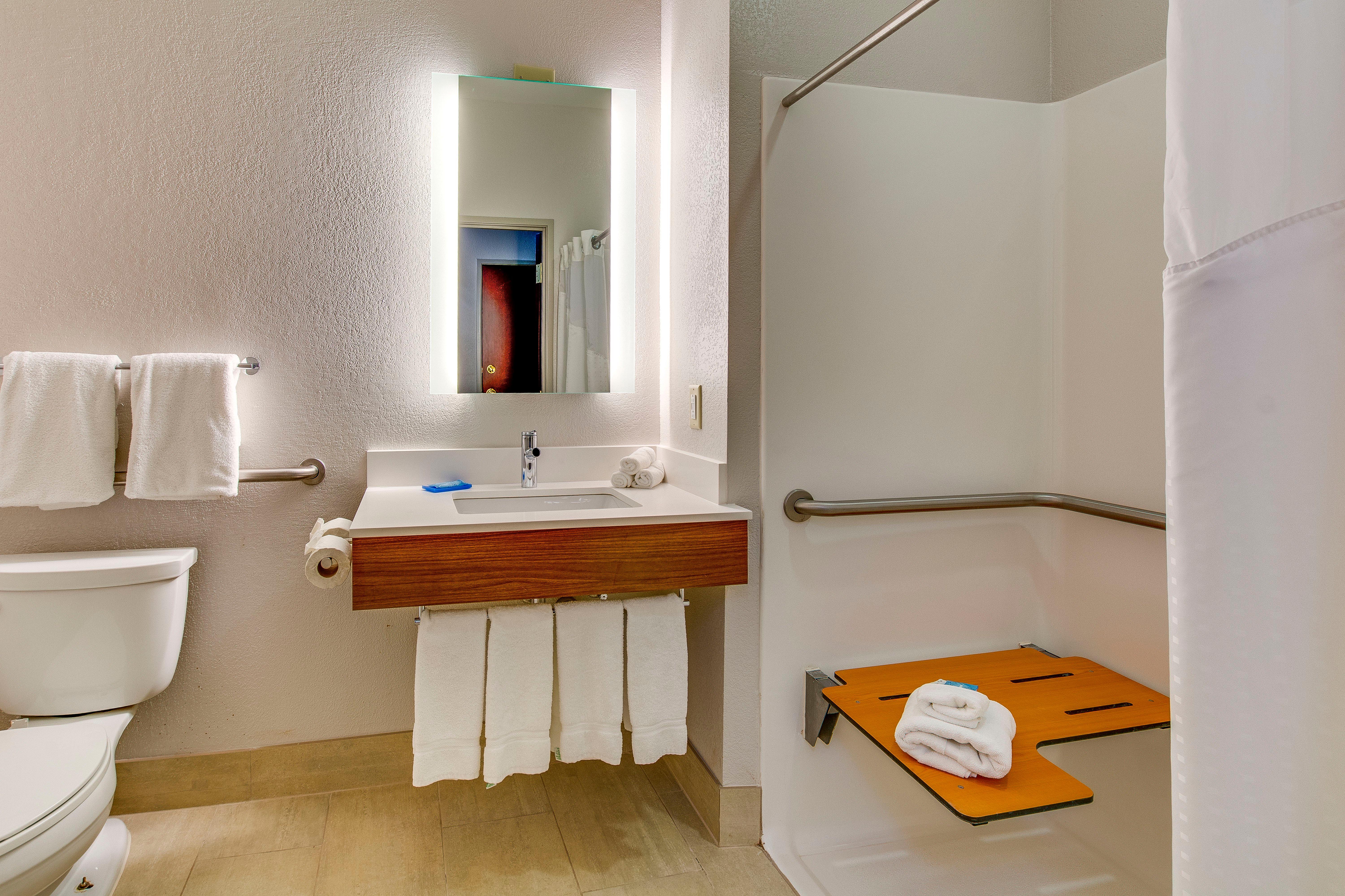 Holiday Inn Express Vincennes Extérieur photo