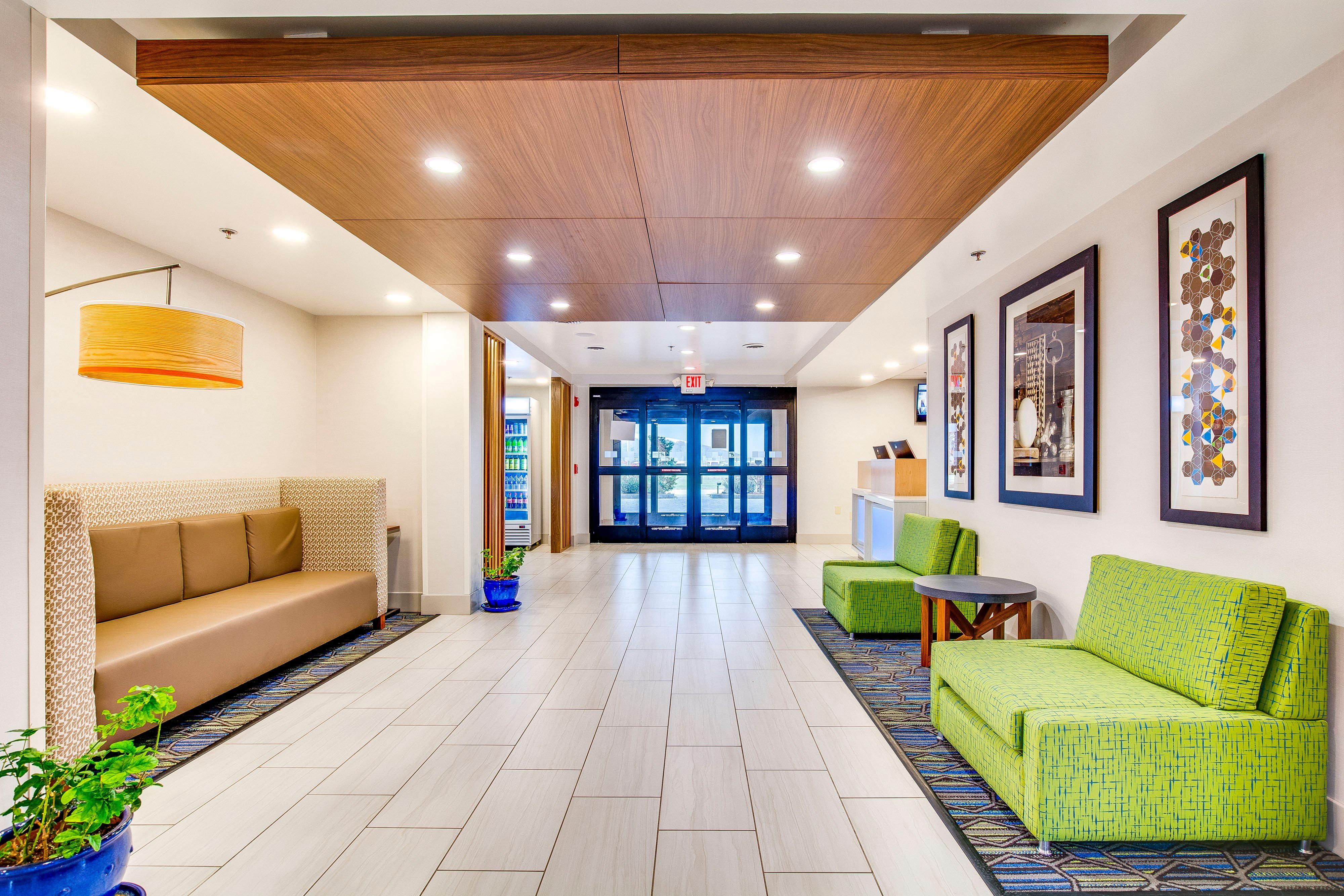 Holiday Inn Express Vincennes Extérieur photo