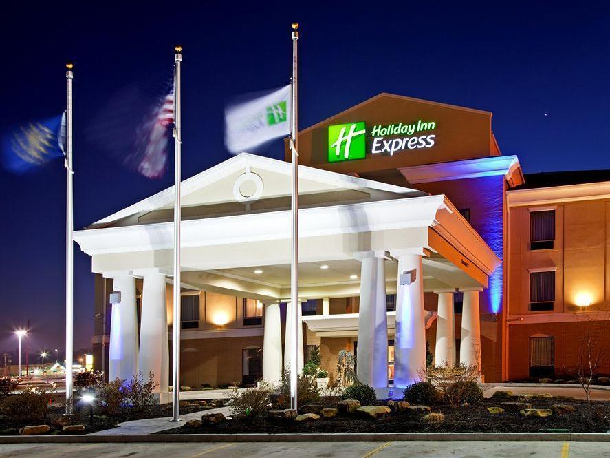 Holiday Inn Express Vincennes Extérieur photo