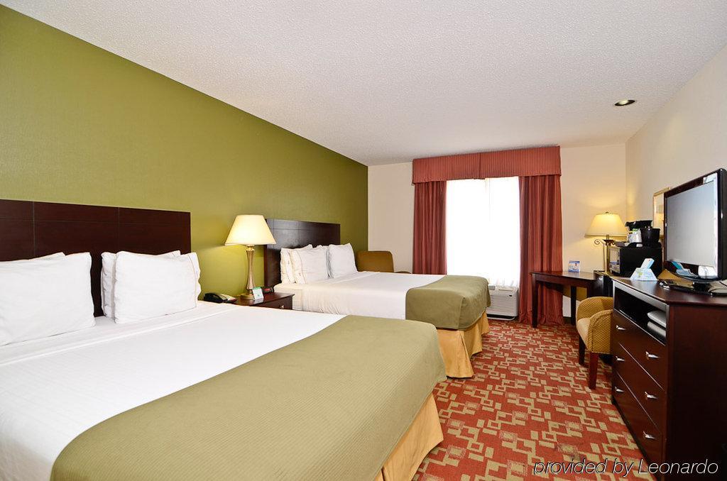 Holiday Inn Express Vincennes Extérieur photo